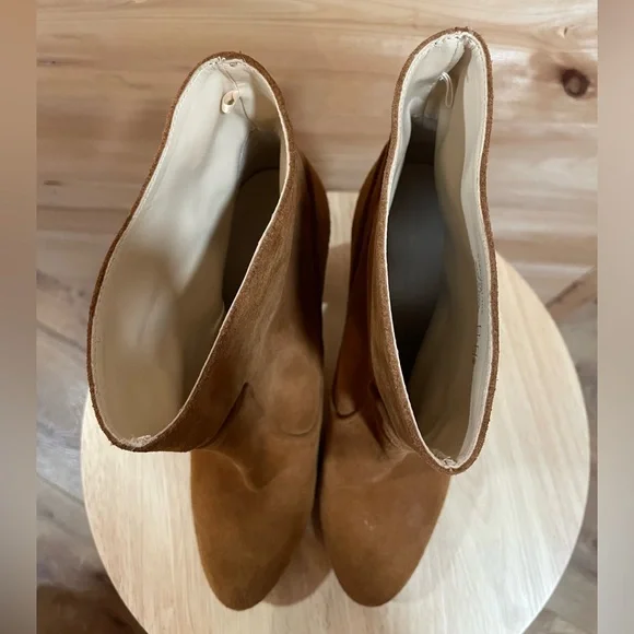 Zara Collection Camel Brown Suede Booties in Size 39 (US 8) - Picture 6 of 11